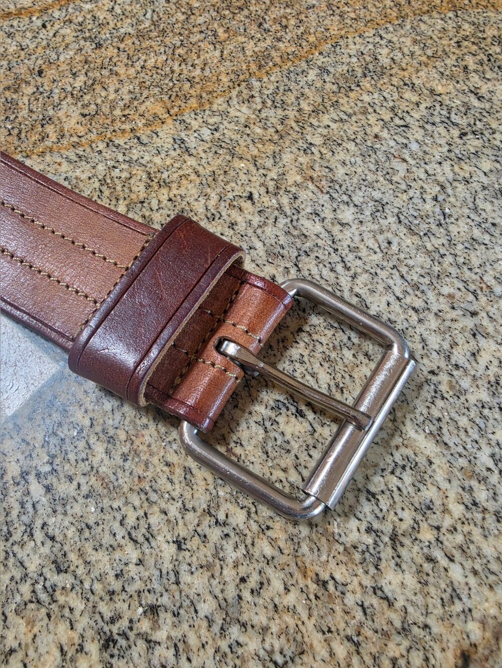 Classic Brown Leather Belt with Silver Buckle SML/MED